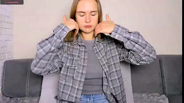 LilMary  online show from November 2025 08:25:02 AM