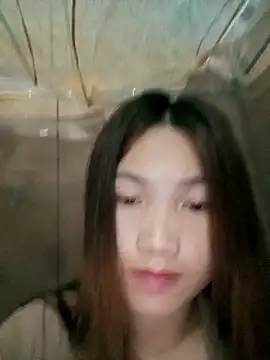 min-xinh online show from October 2025 01:20:01 PM