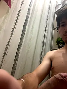 AlbertoRuiz086 online show from December 2025 02:53:01 AM