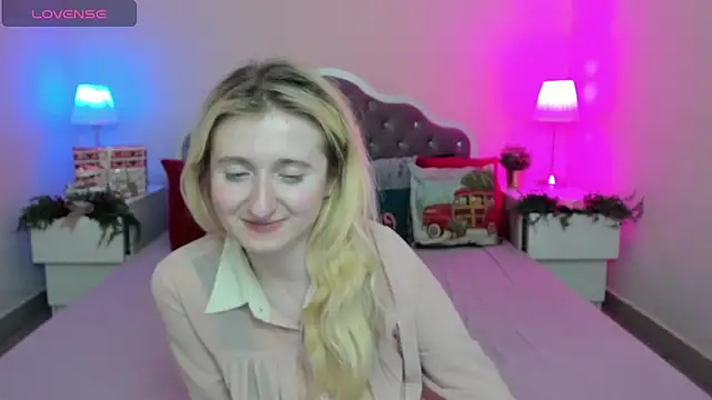 CamillaDreamer online show from December 2025 08:16:02 PM