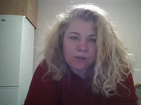 HurricaneCathrine online show from October 2025 10:24:01 AM