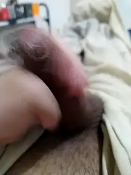 Snapshot of A_reyes1122 chatting on October 2025 07:54:02 PM A reyes1122 online show from October 2025 07:54:02 PM