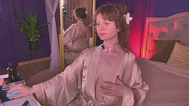 Snapshot of Lilly_Stark chatting on June 2026 05:30:02 AM Lilly Stark online show from June 2026 05:30:02 AM