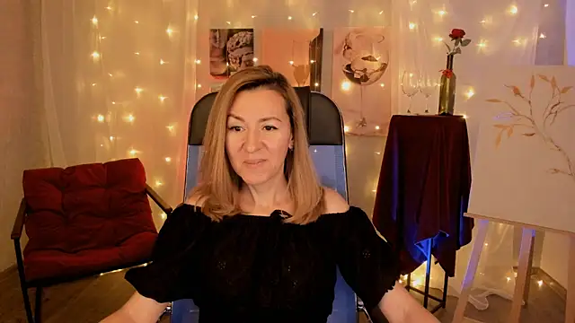 DonnaSmitth online show from December 2025 01:09:02 PM