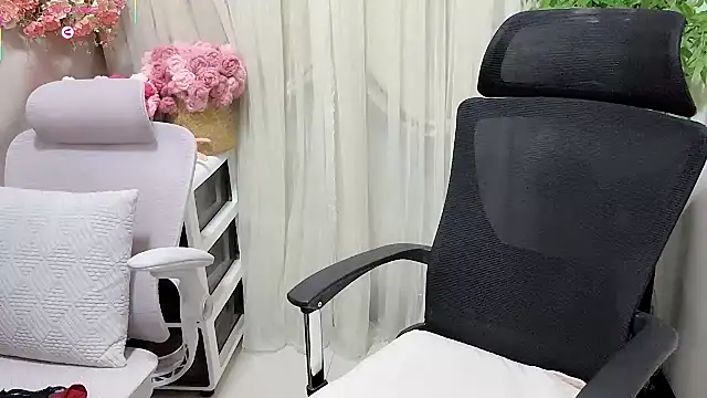 NEWONETO online show from July 2026 11:52:02 AM