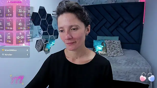 Valery More   online show from April 2026 01:11:01 PM