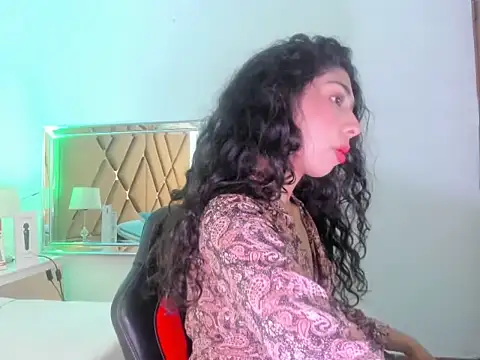 EmmaTeen18 online show from October 2025 01:09:01 PM