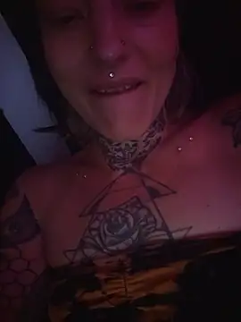 Snapshot of Peach420live chatting on May 2026 02:20:02 AM Peach420live online show from May 2026 02:20:02 AM