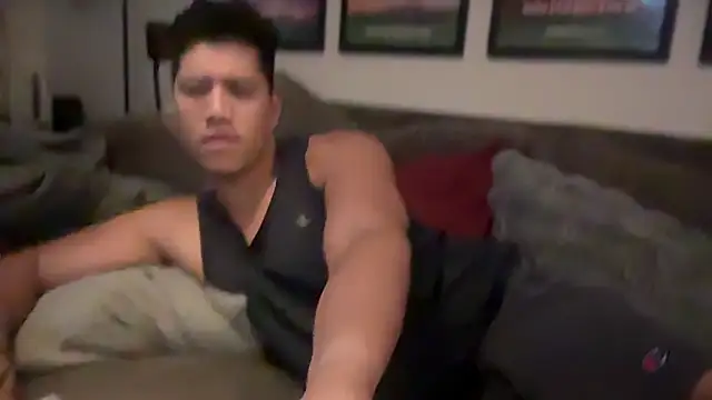 Snapshot of austinfxxx chatting on October 2025 12:58:01 AM austinfxxx online show from October 2025 12:58:01 AM