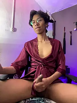 MadamLeRouge online show from November 2025 11:47:01 PM