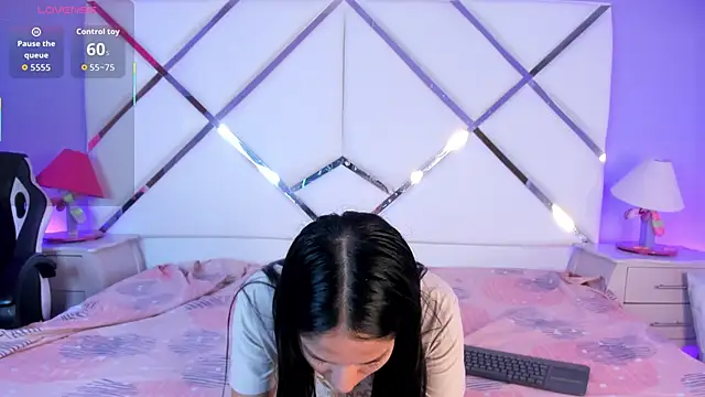 Amelia Rivas online show from March 2026 06:37:01 PM