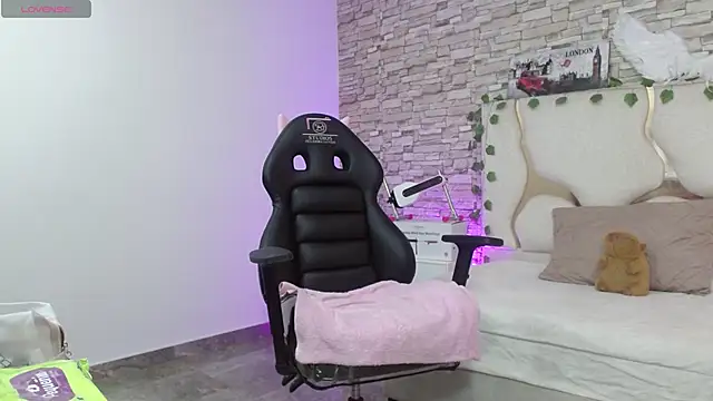 Snapshot of casse_tay chatting on February 2026 03:07:01 AM casse tay online show from February 2026 03:07:01 AM