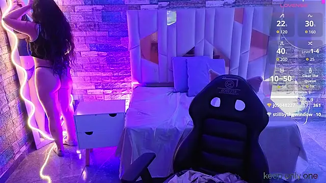 Ixchel tay online show from April 2026 01:42:02 AM