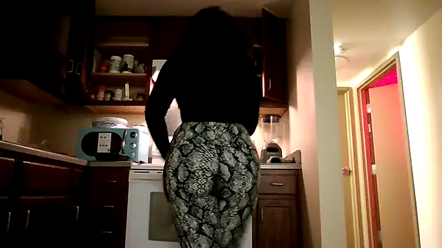 bellacagyal online show from October 2025 11:31:02 PM