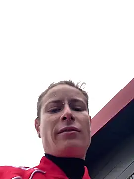 GoldenPussy1329 online show from October 2025 09:54:02 AM