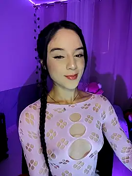 tamara vald online show from October 2025 08:52:02 PM