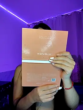 tamara vald online show from December 2025 03:45:02 AM