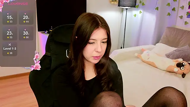 Azaliya Haze online show from April 2026 08:09:02 PM