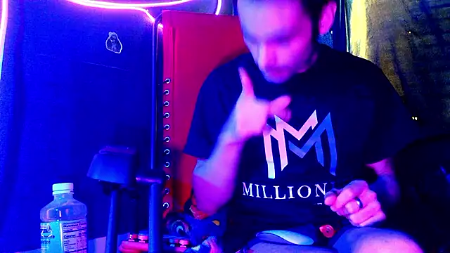 highinhtxx online show from January 2026 09:20:01 PM