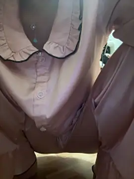 lee ly online show from February 2026 03:18:02 AM