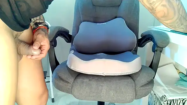 Snapshot of Jockstrap3x chatting on June 2026 11:34:01 AM Jockstrap3x online show from June 2026 11:34:01 AM