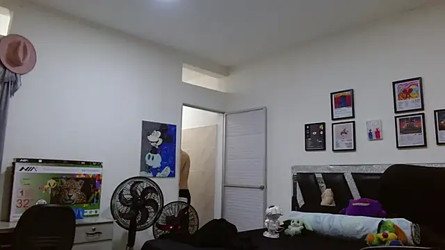 Sebasxxl12 online show from February 2026 05:28:01 PM