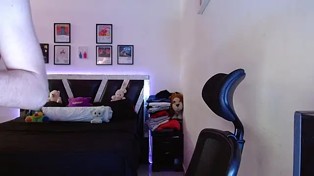 Sebasxxl12 online show from February 2026 05:40:02 PM