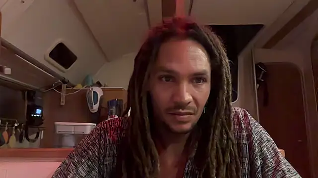 Snapshot of Monk_and_Mia chatting on October 2025 03:50:02 AM Monk and Mia online show from October 2025 03:50:02 AM