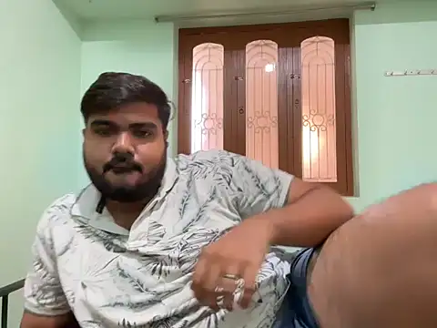 Romeo Sam2 online show from October 2025 07:18:02 AM