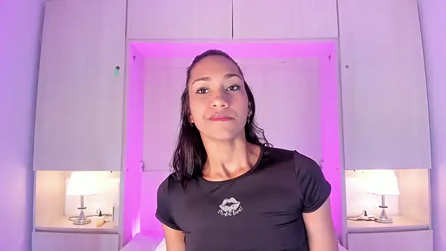 AnahiCollins online show from June 2026 11:45:02 AM