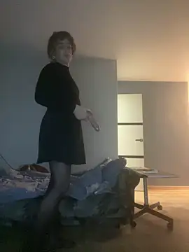 Snapshot of JoniGiuliani chatting on November 2025 10:01:01 PM JoniGiuliani online show from November 2025 10:01:01 PM