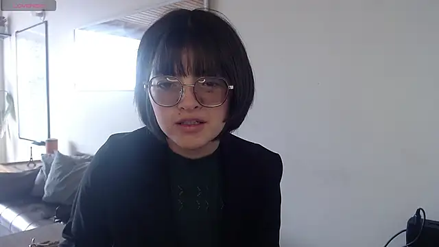 NamiDVelvet online show from October 2025 04:03:02 PM