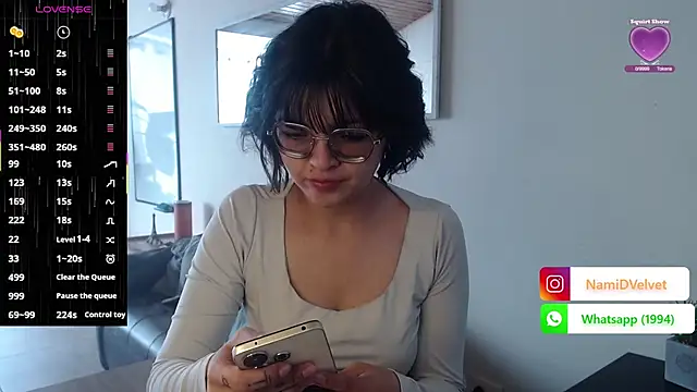 NamiDVelvet online show from October 2025 02:50:01 PM