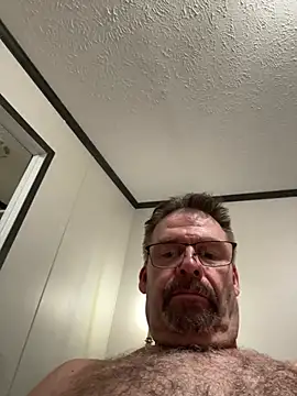Snapshot of Rivers421 chatting on June 2026 03:30:02 AM Rivers421 online show from June 2026 03:30:02 AM