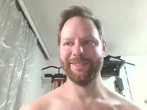 Snapshot of Lukmeister91 chatting on June 2026 07:24:02 PM Lukmeister91 online show from June 2026 07:24:02 PM