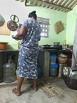 Tamilselviroja- online show from May 2026 03:56:01 AM