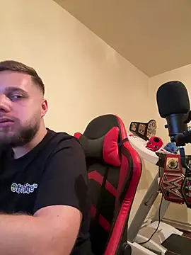 KingAdonisss online show from October 2025 03:58:01 PM