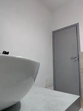 sexyguenda online show from February 2026 07:56:01 PM