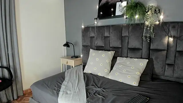 Snapshot of Julietasweett__ chatting on October 2025 07:40:01 PM Julietasweett online show from October 2025 07:40:01 PM