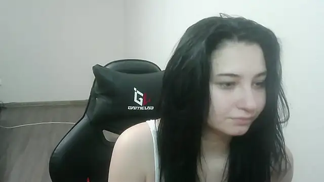 meow woem online show from October 2025 05:43:01 PM