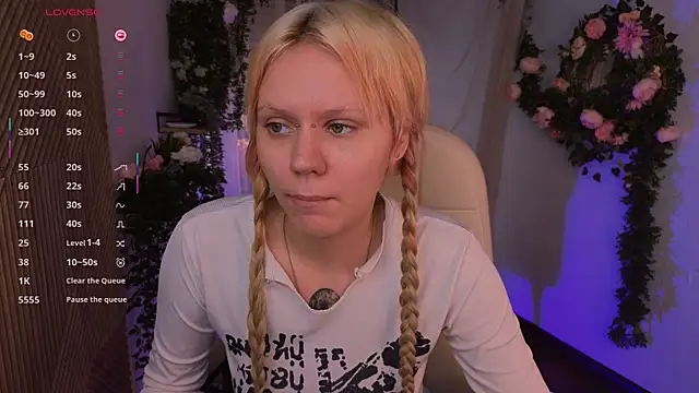 kitten murray  online show from November 2025 05:28:02 AM