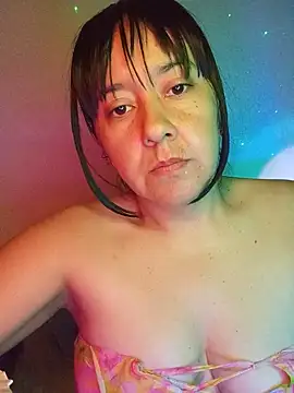 Snapshot of linda_swett chatting on May 2026 09:15:01 AM linda swett online show from May 2026 09:15:01 AM