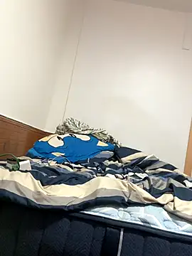 UrfavDilf69 online show from November 2025 12:27:01 PM