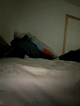 UrfavDilf69 online show from November 2025 12:05:02 PM