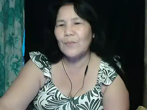 Snapshot of milagrose_rose chatting on May 2026 11:34:04 PM milagrose rose online show from May 2026 11:34:04 PM