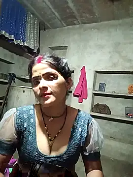 Snapshot of Hotty_ruvi chatting on June 2026 05:44:01 PM Hotty ruvi online show from June 2026 05:44:01 PM