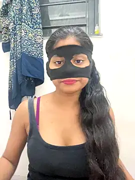 Snapshot of sexy-riya43 chatting on October 2025 05:45:02 PM sexy-riya43 online show from October 2025 05:45:02 PM