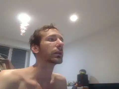 Snapshot of LoyalDoggie chatting on June 2026 08:09:02 PM LoyalDoggie online show from June 2026 08:09:02 PM
