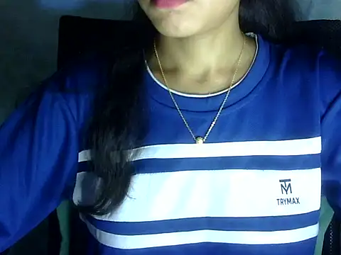 Snapshot of Shazi_1 chatting on May 2026 03:50:01 PM Shazi 1 online show from May 2026 03:50:01 PM