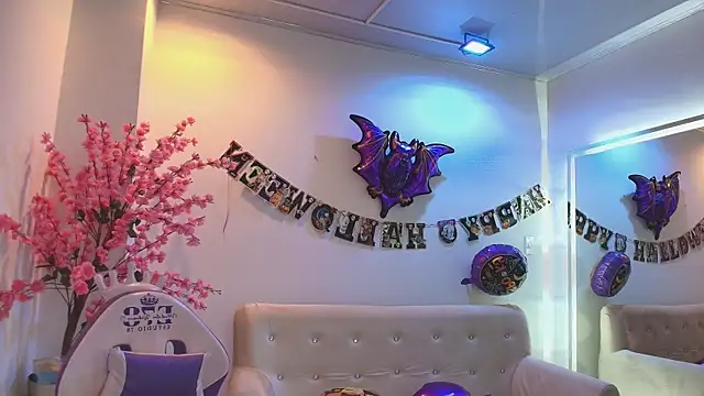 Gabriela milani online show from October 2025 11:25:01 AM